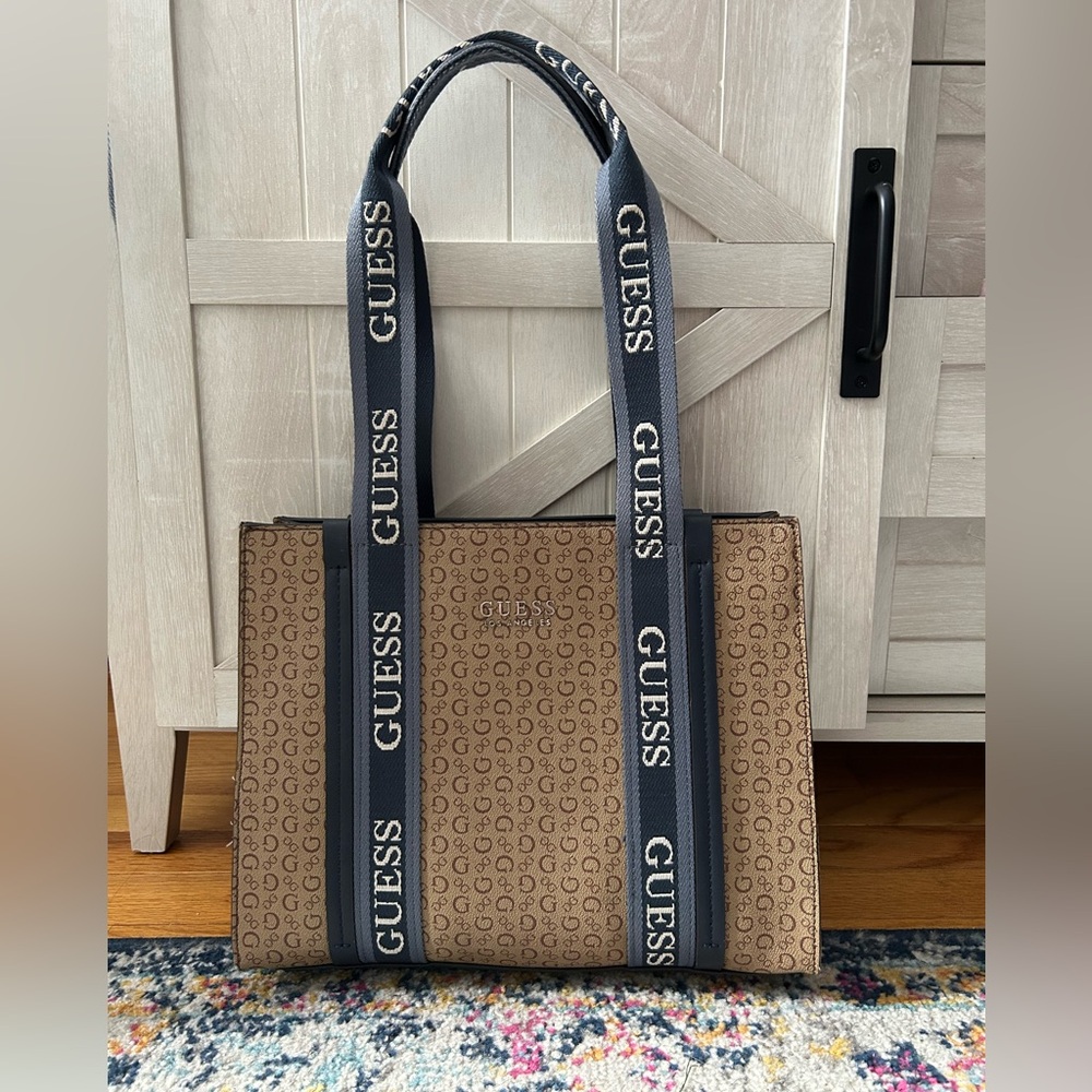 GUESS LOGO TAPE TOTE SHOULDER BAG